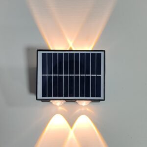 Lámpara Solar LED para Exterior 4 LED – IP65 Luz Cálida – foto 2